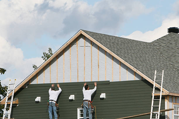 Professional Emergency Siding Repair technician working in Madison, GA
